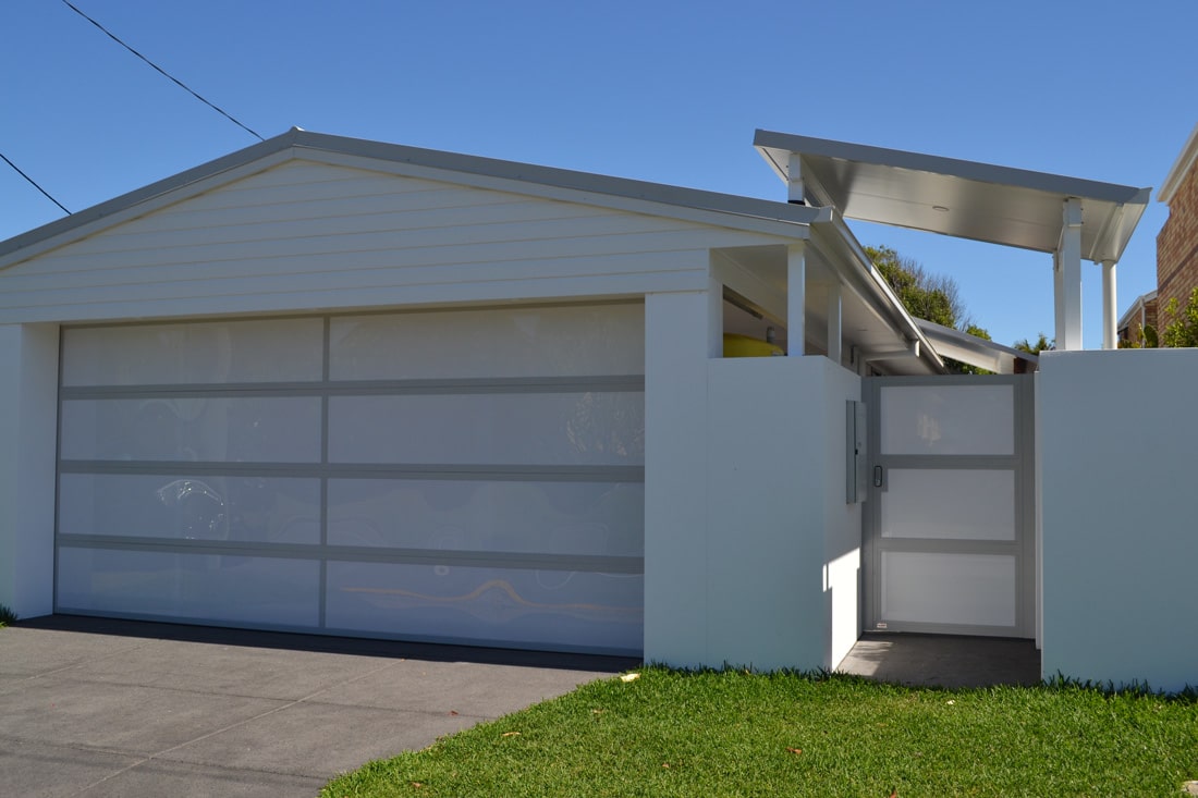 Read more about the article 3 Factors to Consider Before a Garage Door Installation
